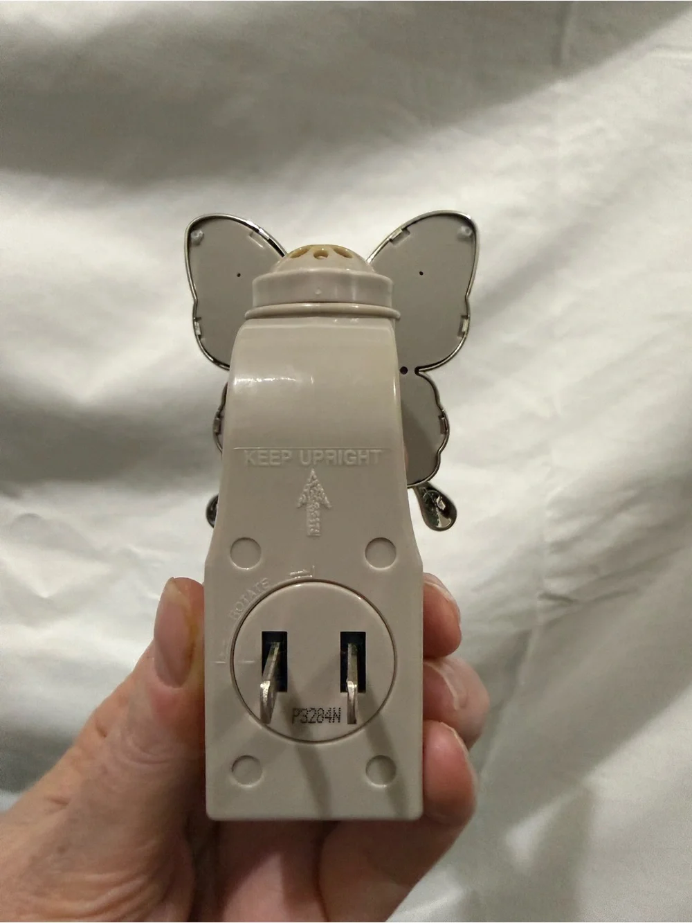 Embroidered Butterfly Wallflowers Fragrance Plug from Bath and Bodyworks - Picture 3 of 4